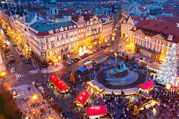 Prag, Weihnachtsmarkt am Altstadtplatz