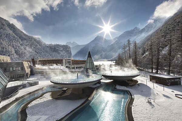 Längenfeld, Therme Aqua Dome im Winter