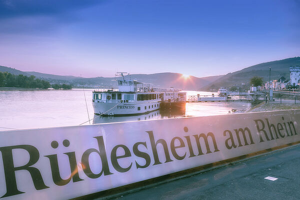 Rheinfront (c) Rüdesheim Tourist AG - Marlis Steinmetz