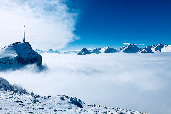 [Translate to 01_EN:] Winter Panoramaaufnahme vom Hohen Kasten