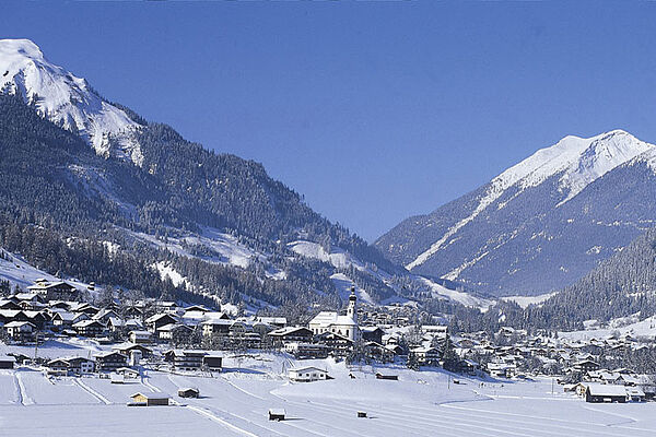 Lermoos, Tiroler Zugspitz Arena