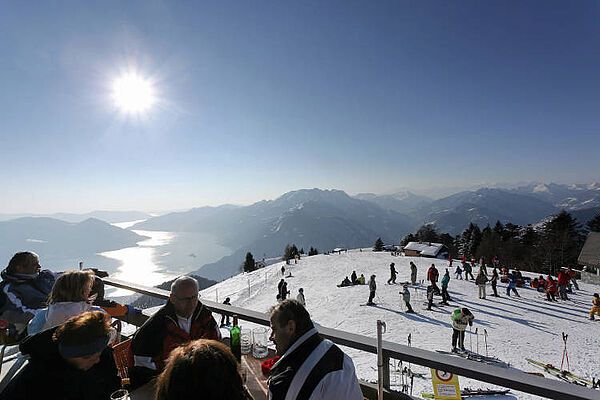 Skiing and panorama view Locarno, Cardada - Cimetta