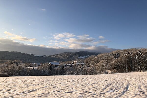 Blick zum Brotjackriegel im Winter (c) TVB Region-Sonnenwald