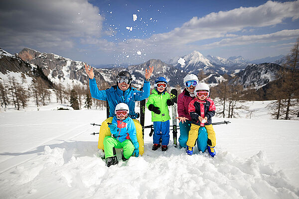 Having fun at the snow in Spital am Phyrn - Wurzeralm ©HIWU_Hinterramskogler_1