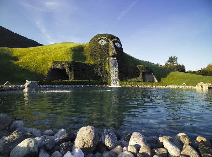 [Translate to 01_EN:] Der Riese - Swarovski Kristallwelten ©swarovskikristallwelten